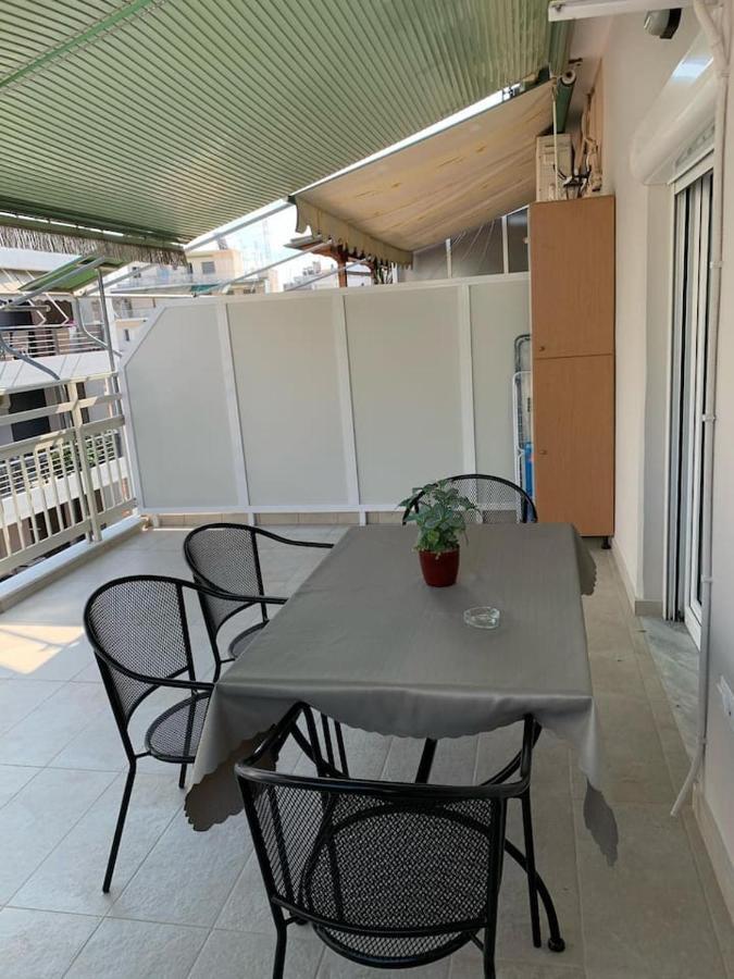 Renovated Apartment In The Center Of Larisa Bagian luar foto