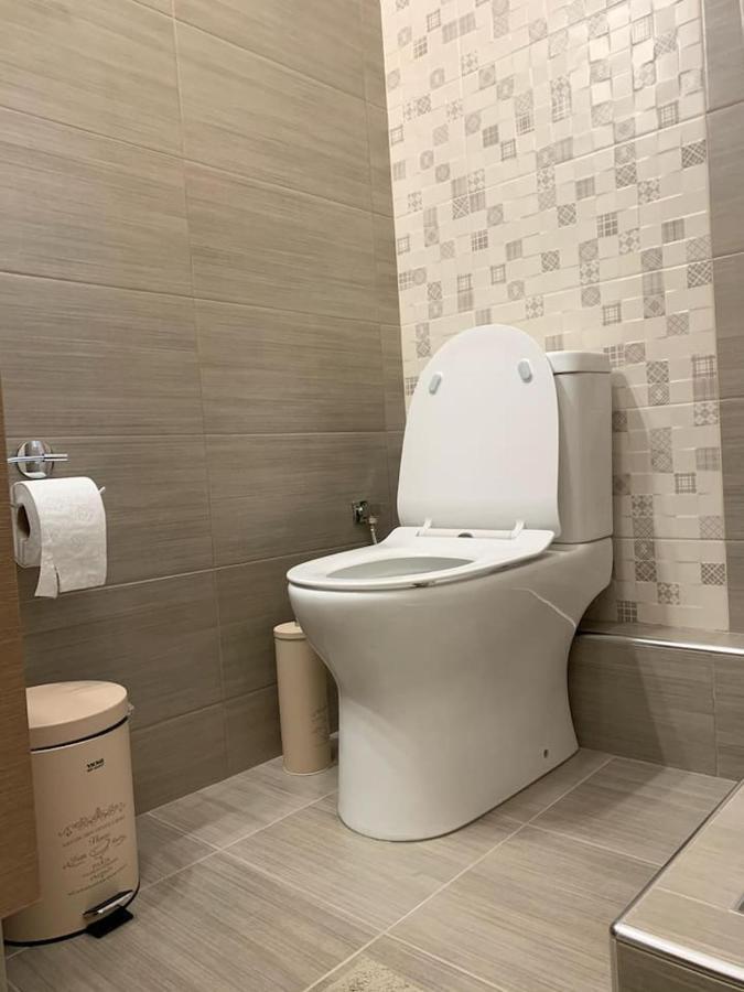Renovated Apartment In The Center Of Larisa Bagian luar foto